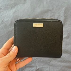 Kate Spade Zip Black Around Wallet